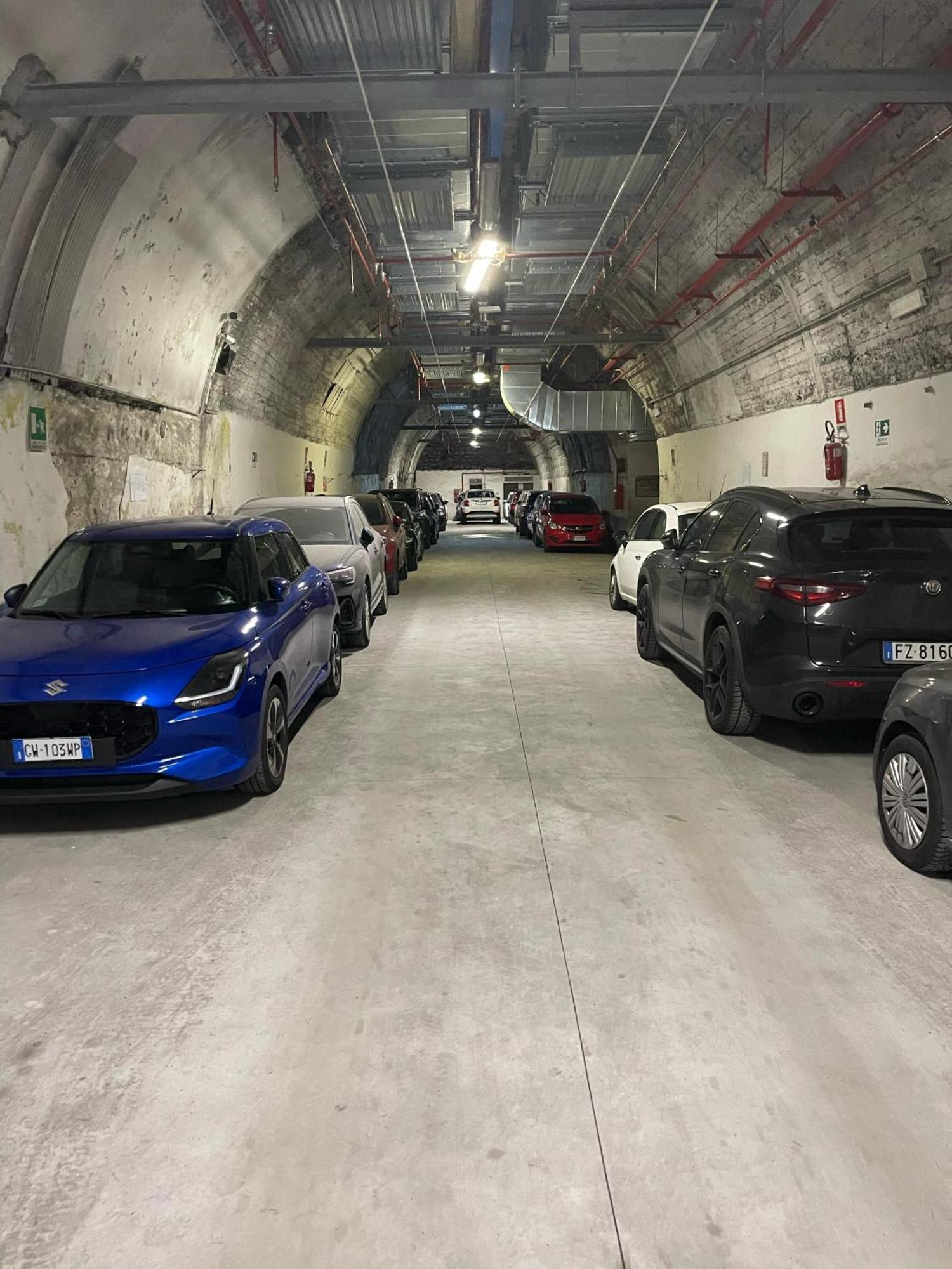 Deluxe Apartment Self Check In Parking Génova Exterior foto
